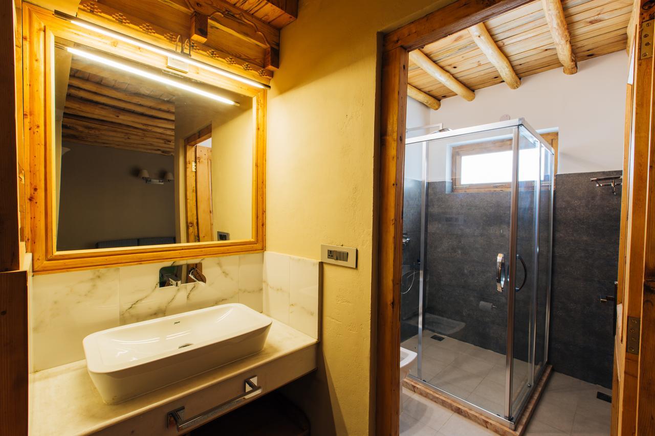 Ladakh Sarai Resort Лех Экстерьер фото