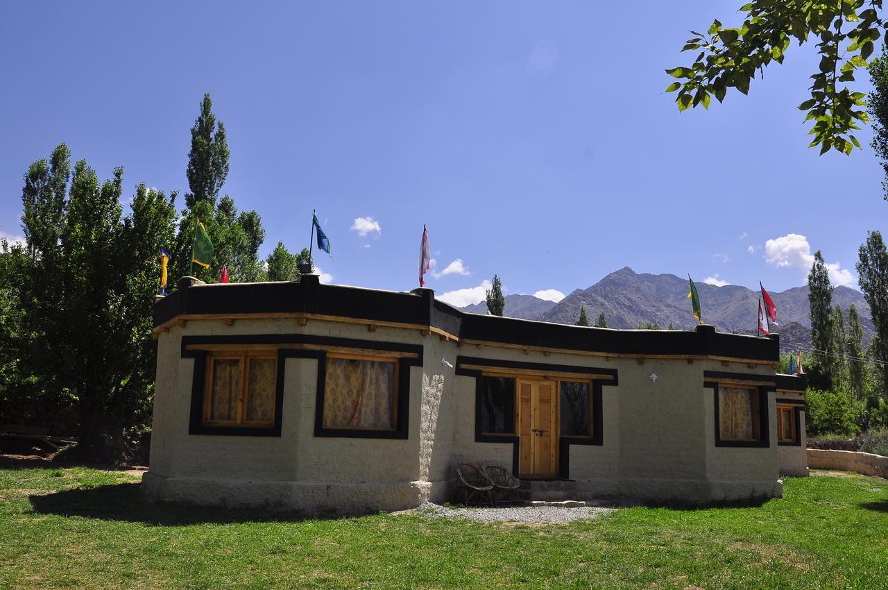 Ladakh Sarai Resort Лех Экстерьер фото