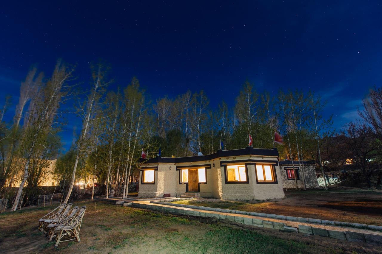 Ladakh Sarai Resort Лех Экстерьер фото